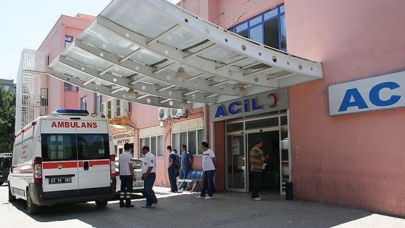 Apartmanın 2’nci katından atlayan genç ağır yaralı