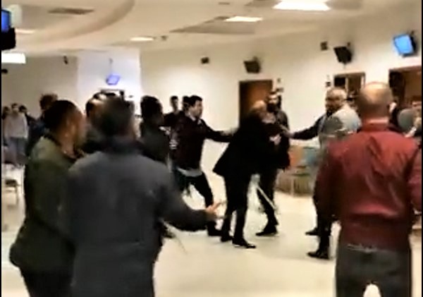 Şanlıurfa’da hastanede kavga!