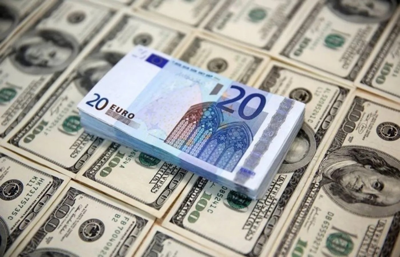 Dolar güne 30 TL’nin üzerinde başladı;